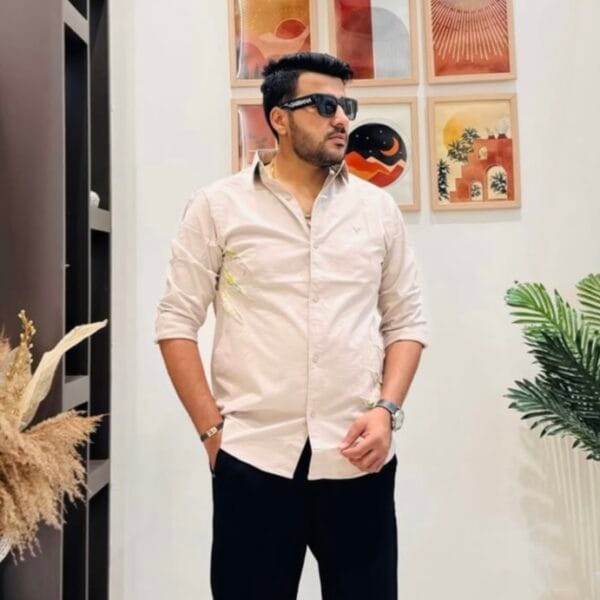 Oplus_16908288 Stylish Embroidered Casual Shirt for Men