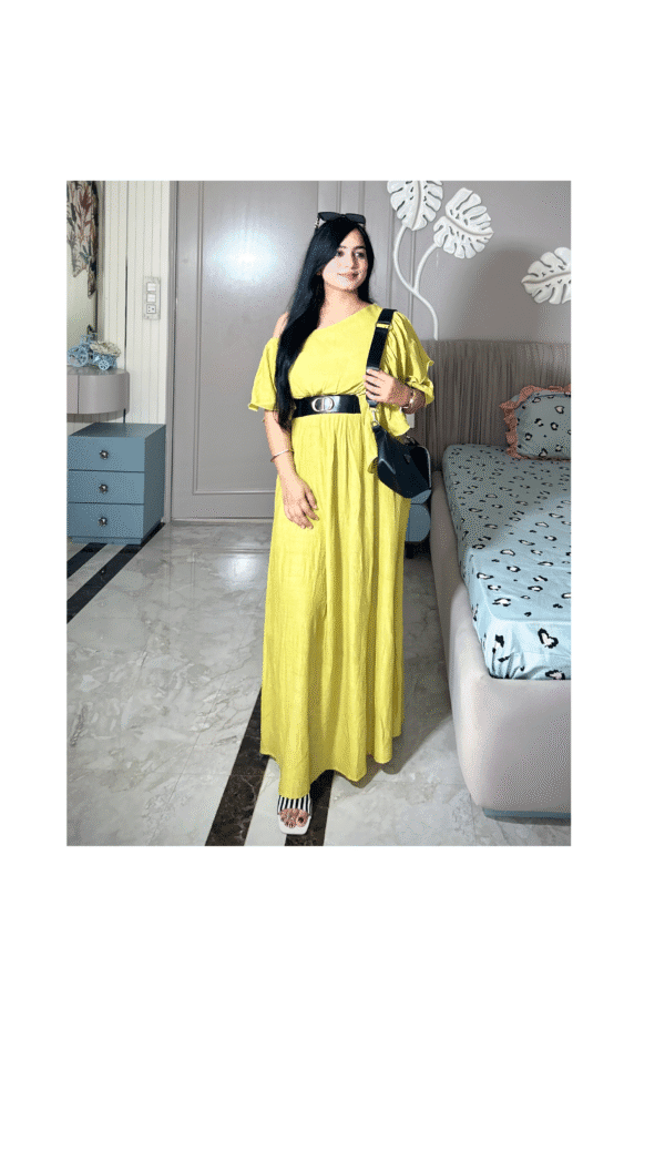 The Elegant Flowy Maxi Dress