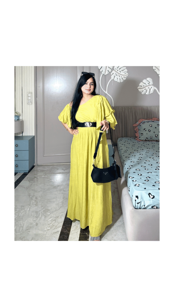 The Elegant Flowy Maxi Dress