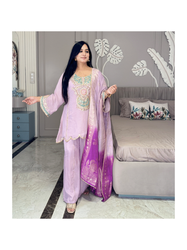 Gotta Patti Embroidered Kurta Set with Dupatta – Traditional Ethnic Wear