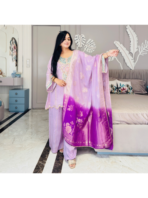 Gotta Patti Embroidered Kurta Set with Dupatta – Traditional Ethnic Wear